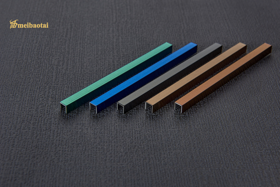 Wykończenie płytek ze stali nierdzewnej 304 U Slot Color Mirror Finished Rozmiar u6-u50