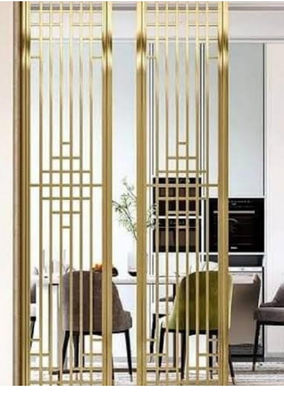 Złote pokryte stali nierdzewnej rozdzielacz pomieszczeń o grubości 8 mm i dostosowany projekt do dekoracji hotelowej