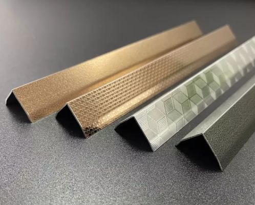 Listwa narożna ze stali nierdzewnej 304 w kształcie litery L z krawędzią z rowkiem V do ścian i podłóg o długości 2438 mm