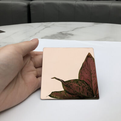 PVD pokryte lustro brązowe 201 Płytka dekoracyjna ze stali nierdzewnej o wykończeniu powierzchniowym 6K / 8K