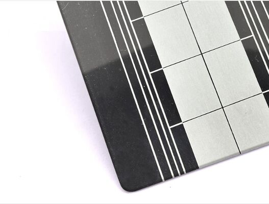 Stopień 201 Etyzowana blacha ze stali nierdzewnej z 70 mikronami folii PVC i rozmiarem 1219x3048 mm do zastosowań dekoracyjnych