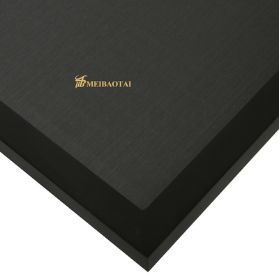 Grubość 0,65 mm Czarna linia włosów ze stali nierdzewnej 4 * 8FT