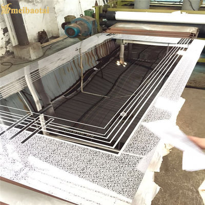 Dobra cena. Lustrzane wytrawione blachy drzwi windy ze stali nierdzewnej Dostosowane wzory w Internecie