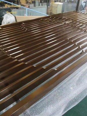 Dobra cena Farbowe powłoki PVD Zindywidualizowany rozmiar Popularny metalowy rozdzielnik pomieszczeń w Internecie