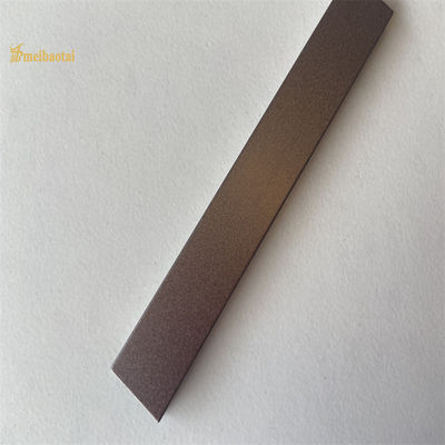 Dobra cena 201 304 Wykończenie płytek ze stali nierdzewnej AISI w kształcie litery U Wykończona piaskowa linia włosów w Internecie